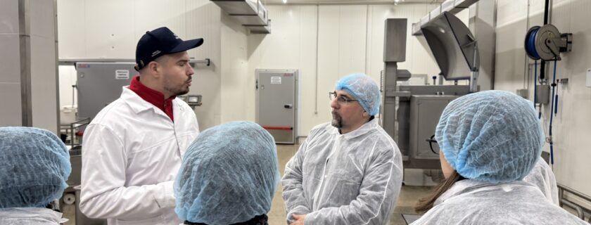 Івано-Франківський ЦПТО ДСЗ зробив ще один важливий крок у розвитку якісної підготовки майбутніх фахівців – підписано Меморандум про співпрацю з компанією ТМ «Рибак», одним із провідних виробників м’ясної продукції в регіоні